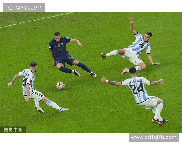 精彩瞬间回顾足球进球集锦带你领略赛场上的绝妙时刻